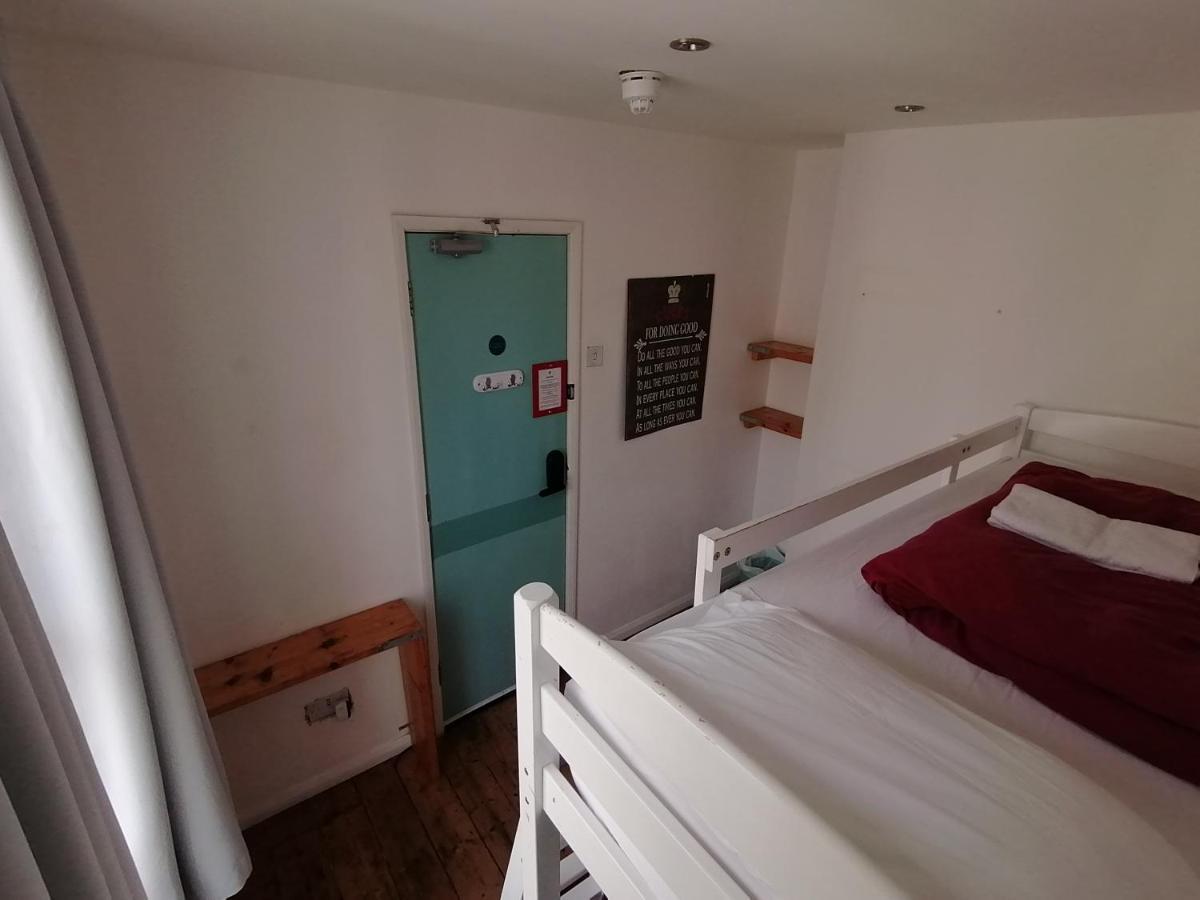 Seadragon Backpackers Ostello Hove Esterno foto
