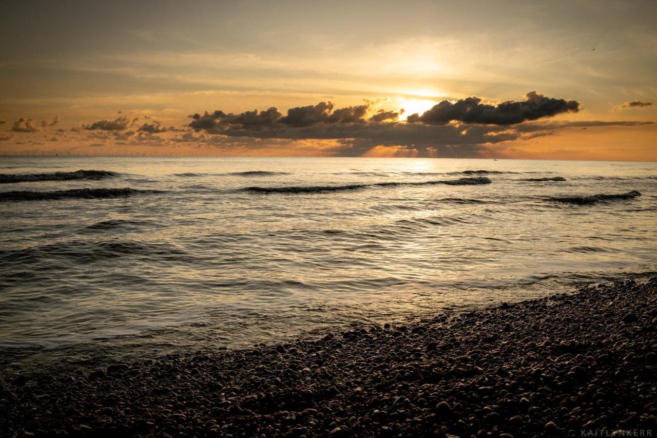 Seadragon Backpackers Ostello Hove Esterno foto